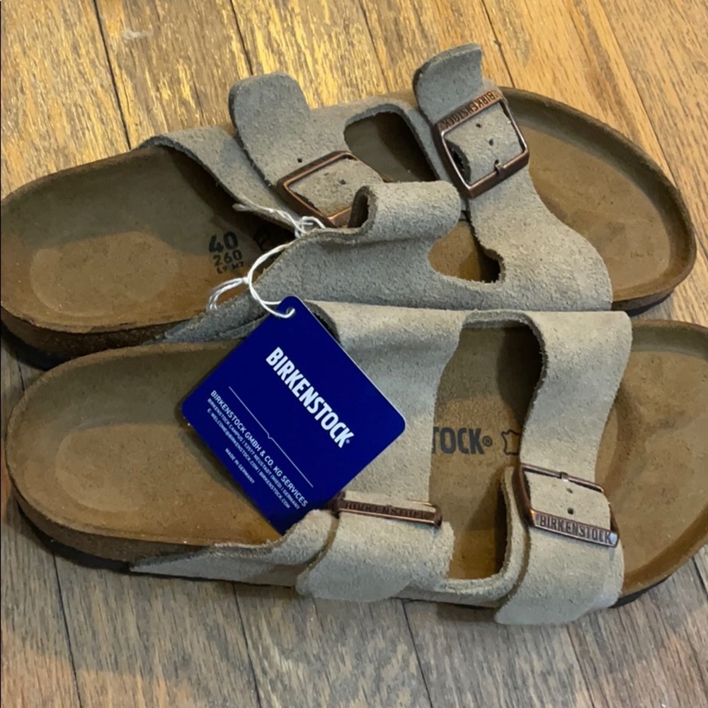 Brand new Arizona BS Taupe birkenstocks